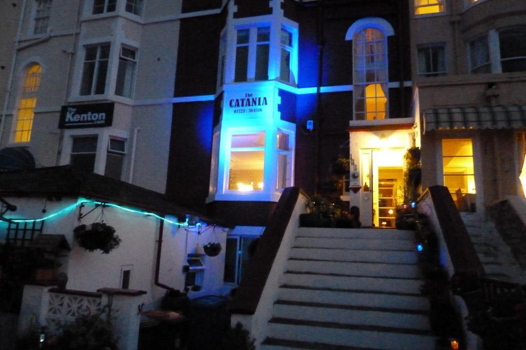 Catania Hotel Scarborough Exterior photo