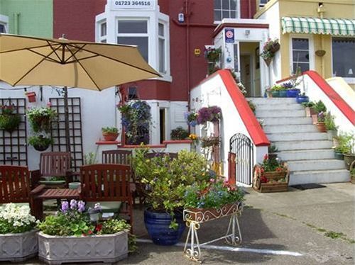 Catania Hotel Scarborough Exterior photo